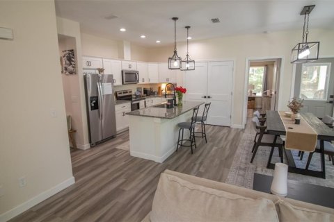 House in Melrose, Florida 3 bedrooms, 115.38 sq.m. № 1909638 - photo 6