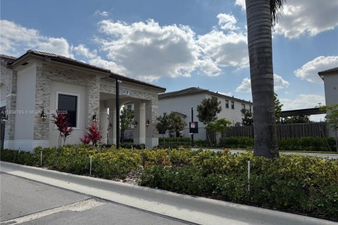 Townhouse in Miami-Dade, Florida 3 bedrooms, 149.76 sq.m. № 1887556 - photo 26