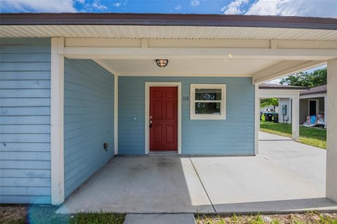 House in Apopka, Florida 3 bedrooms, 120.96 sq.m. № 1843335 - photo 2