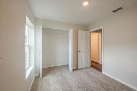 House in Apopka, Florida 3 bedrooms, 120.96 sq.m. № 1843335 - photo 13