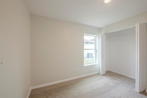 House in Apopka, Florida 3 bedrooms, 120.96 sq.m. № 1843335 - photo 14
