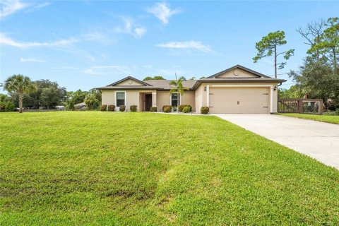 Casa en North Port, Florida 3 dormitorios, 139.17 m2 № 2373988