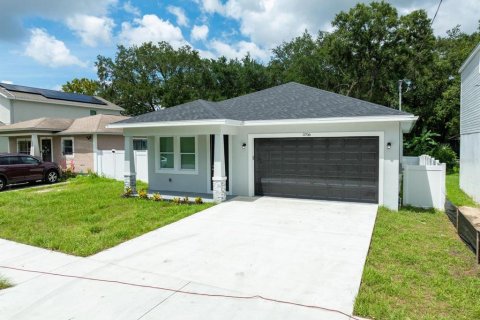 Villa ou maison à Tampa, Floride 3 chambres, 134.99 m2 № 2105059