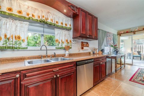 Casa en venta en Port Charlotte, Florida, 3 dormitorios, 119.1 m2 № 1614987 - foto 7
