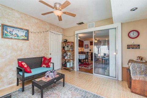 Casa en venta en Port Charlotte, Florida, 3 dormitorios, 119.1 m2 № 1614987 - foto 18
