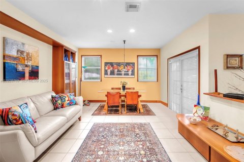 Купить виллу или дом в Плантация, Флорида 3 спальни, 188.96м2, № 1989545 - фото 15