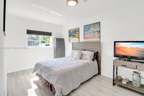 House in Oakland Park, Florida 3 bedrooms, 95.32 sq.m. № 1985765 - photo 21