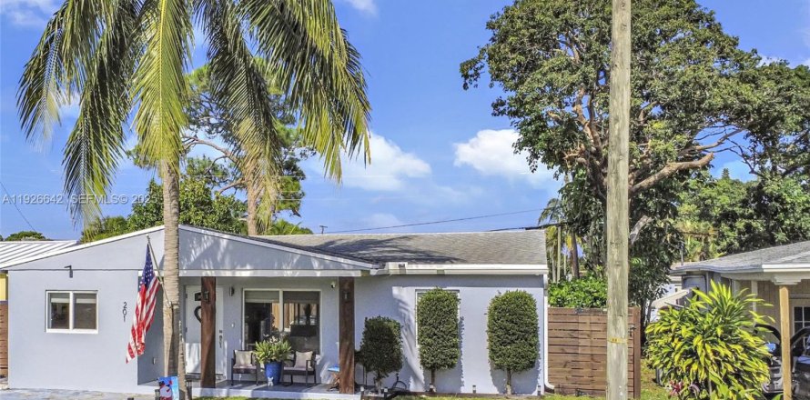 House in Oakland Park, Florida 3 bedrooms, 95.32 sq.m. № 1985765