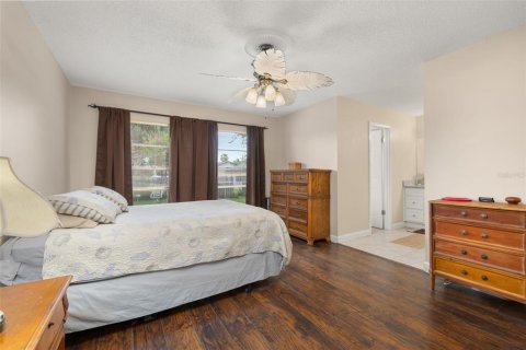 House in Orlando, Florida 3 bedrooms, 133.97 sq.m. № 1805007 - photo 14