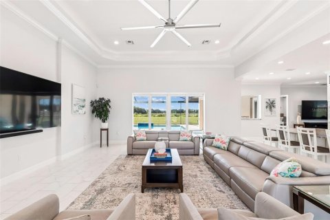 Villa ou maison à vendre à Plant City, Floride: 5 chambres, 280.56 m2 № 2313484 - photo 4