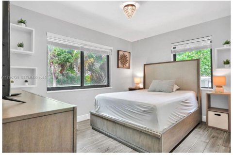 Villa ou maison à louer à Miami Shores, Floride: 3 chambres, 187.66 m2 № 1977321 - photo 24