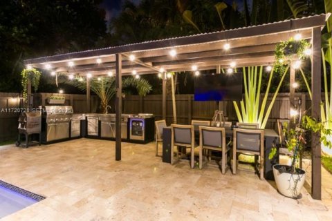 Villa ou maison à louer à Miami Shores, Floride: 3 chambres, 187.66 m2 № 1977321 - photo 28