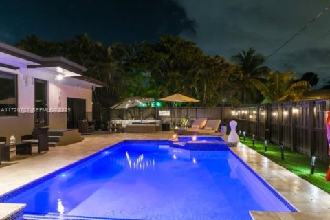 Villa ou maison à louer à Miami Shores, Floride: 3 chambres, 187.66 m2 № 1977321 - photo 29