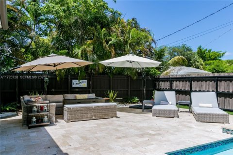 Villa ou maison à louer à Miami Shores, Floride: 3 chambres, 187.66 m2 № 1977321 - photo 11