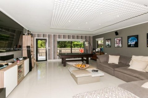 Villa ou maison à louer à Miami Shores, Floride: 3 chambres, 187.66 m2 № 1977321 - photo 20