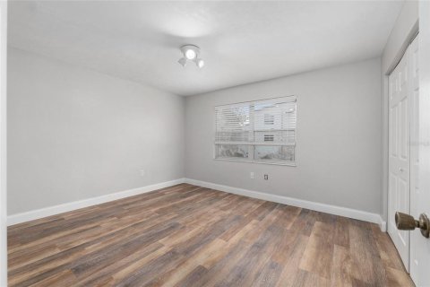 Copropriété à vendre à Gainesville, Floride: 2 chambres, 113.81 m2 № 1746918 - photo 29