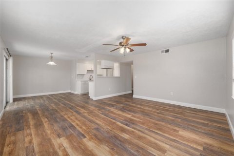 Copropriété à vendre à Gainesville, Floride: 2 chambres, 113.81 m2 № 1746918 - photo 26