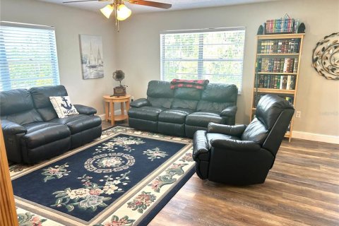 Condo in Gainesville, Florida, 2 bedrooms  № 1746918 - photo 10