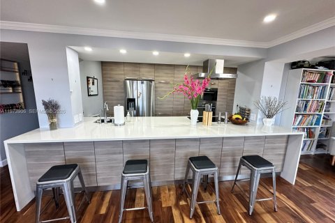 Condominio en alquiler en Hallandale Beach, Florida, 2 dormitorios, 139.35 m2 № 2033526 - foto 9