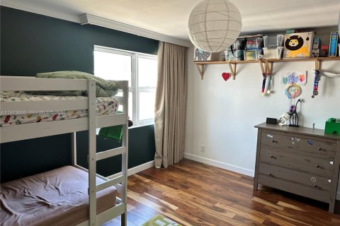 Condominio en alquiler en Hallandale Beach, Florida, 2 dormitorios, 139.35 m2 № 2033526 - foto 27