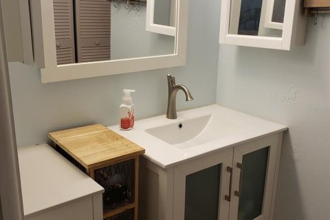 Condominio en alquiler en Bradenton, Florida, 2 dormitorios, 130.81 m2 № 988763 - foto 13