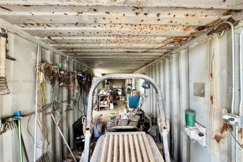 Immobilier commercial à vendre à Homestead, Floride № 1992476 - photo 13