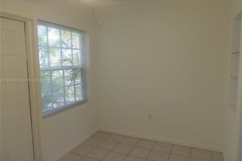 Copropriété à louer à Miami Beach, Floride: 1 chambre, 66.43 m2 № 1982899 - photo 6