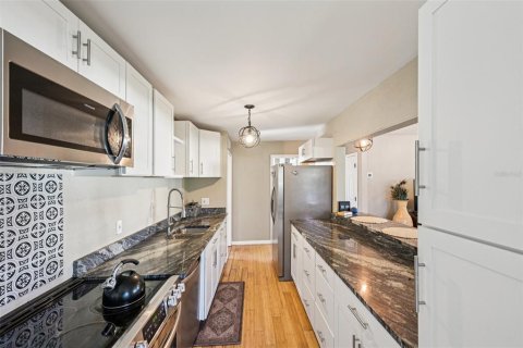 Casa en venta en Port Charlotte, Florida, 2 dormitorios, 103.68 m2 № 1910724 - foto 9