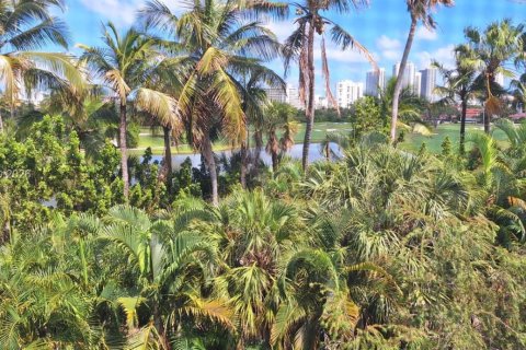 Купить кондоминиум в Халландейл-Бич, Флорида 1 спальня, 67.82м2, № 2066300 - фото 7