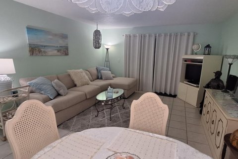 Купить кондоминиум в Халландейл-Бич, Флорида 1 спальня, 67.82м2, № 2066300 - фото 13