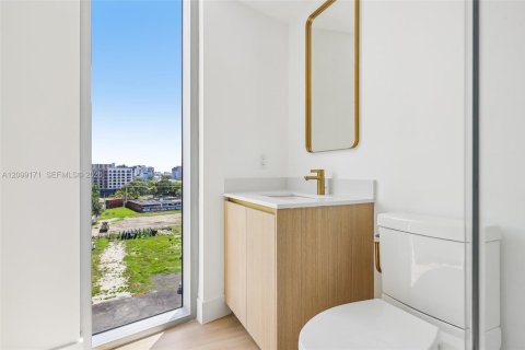 Copropriété à vendre à Miami, Floride: 2 chambres № 2400718 - photo 19