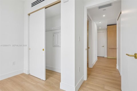 Copropriété à vendre à Miami, Floride: 2 chambres № 2400718 - photo 28