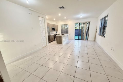 Adosado en venta en Miami Lakes, Florida, 3 dormitorios, 157.19 m2 № 2181811 - foto 26