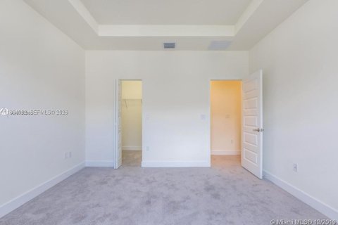 Adosado en venta en Miami Lakes, Florida, 3 dormitorios, 157.19 m2 № 2181811 - foto 6