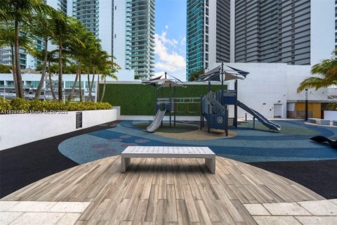 Condo in Miami, Florida, 2 bedrooms  № 1783798 - photo 28