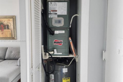 Снять в аренду кондоминиум в Майами, Флорида 2 спальни, 83.43м2, № 2034441 - фото 27