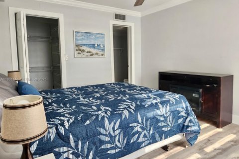 Снять в аренду кондоминиум в Майами, Флорида 2 спальни, 83.43м2, № 2034441 - фото 19