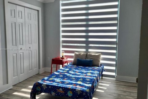 Снять в аренду кондоминиум в Майами, Флорида 2 спальни, 83.43м2, № 2034441 - фото 24