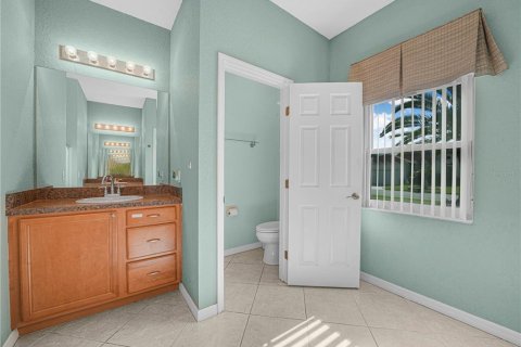 House in Winter Haven, Florida 3 bedrooms, 156.08 sq.m. № 2400451 - photo 27