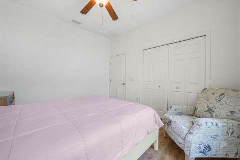 House in Winter Haven, Florida 3 bedrooms, 156.08 sq.m. № 2400451 - photo 22