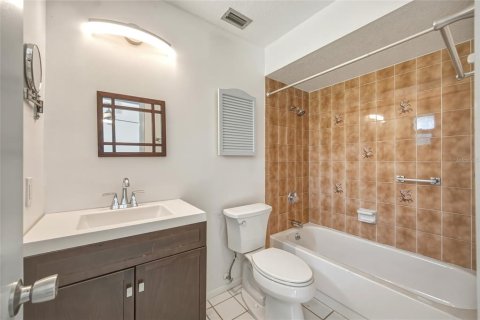 Villa ou maison à vendre à Port Charlotte, Floride: 2 chambres, 94.2 m2 № 2149138 - photo 11