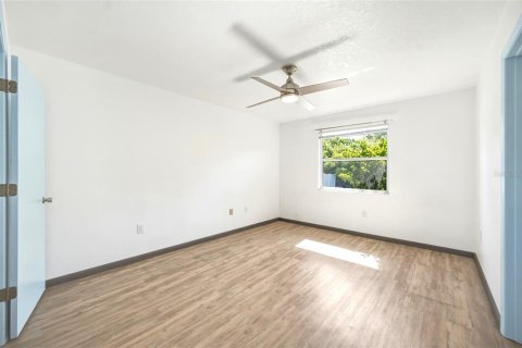 Villa ou maison à vendre à Port Charlotte, Floride: 2 chambres, 94.2 m2 № 2149138 - photo 10