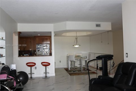 Copropriété à vendre à Doral, Floride: 2 chambres, 121.52 m2 № 2001188 - photo 6