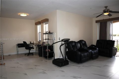 Copropriété à vendre à Doral, Floride: 2 chambres, 121.52 m2 № 2001188 - photo 11