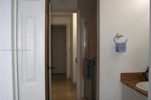 Copropriété à vendre à Doral, Floride: 2 chambres, 121.52 m2 № 2001188 - photo 19