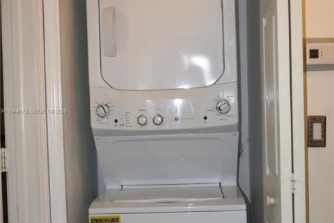 Copropriété à vendre à Doral, Floride: 2 chambres, 121.52 m2 № 2001188 - photo 21