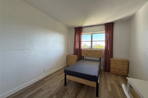 Купить кондоминиум в Лодерхилл, Флорида 2 спальни, 88.26м2, № 1967328 - фото 9