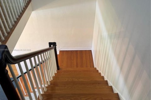 Villa ou maison à vendre à Miami Shores, Floride: 5 chambres, 539.95 m2 № 1875371 - photo 14