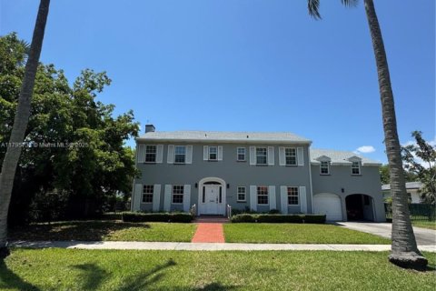 Villa ou maison à vendre à Miami Shores, Floride: 5 chambres, 539.95 m2 № 1875371 - photo 5