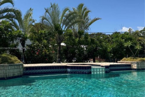 Villa ou maison à vendre à Miami Shores, Floride: 5 chambres, 539.95 m2 № 1875371 - photo 3